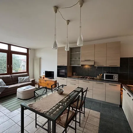 Casa Lucrezia By Gottschalk アパート コーリコ